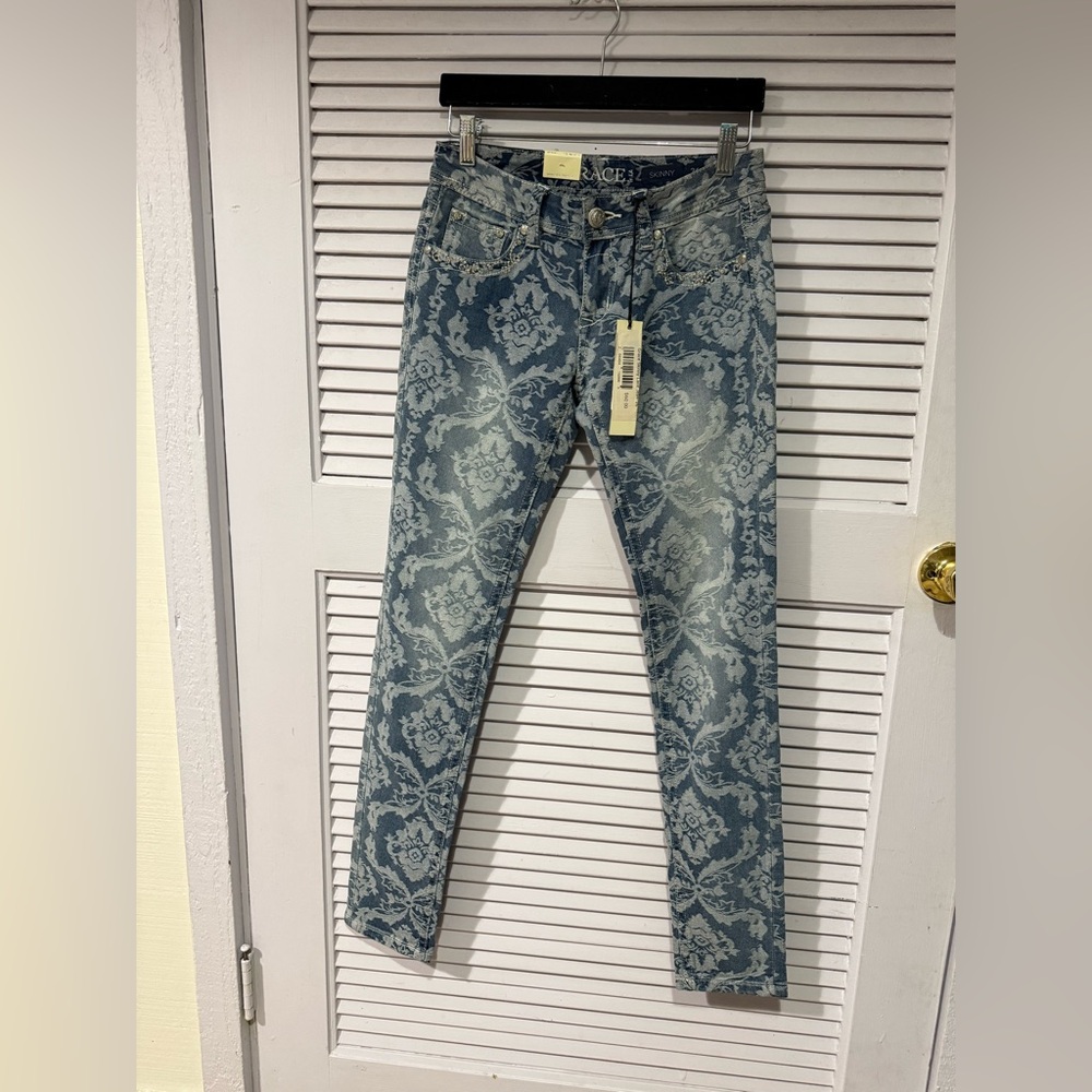 Grace in LA Jeans Women’s 26 Blue Skinny Denim Paisley Embellished Floral Print